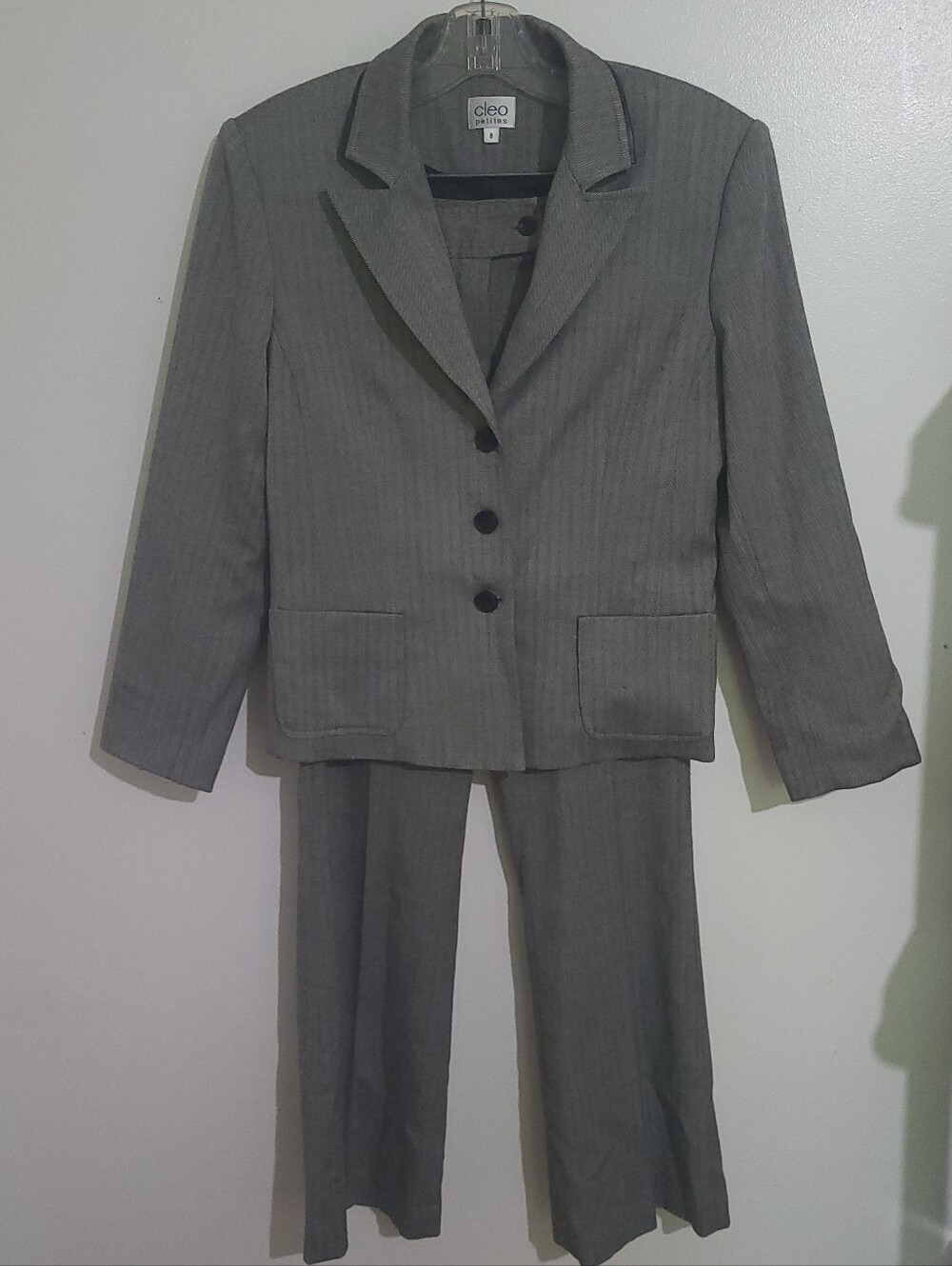Cleo Petites Gray Suit Blazer Jacket Size 8 & Pants Size 4